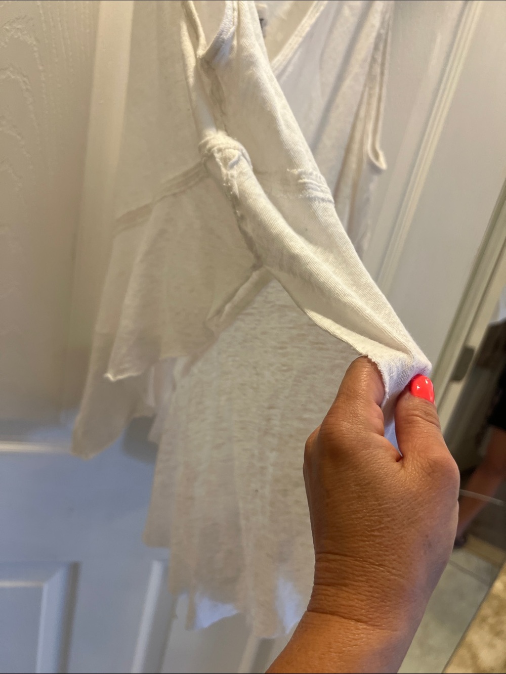 We The Free White Flowy V-Neck Swing Tank - Picture 3 of 6